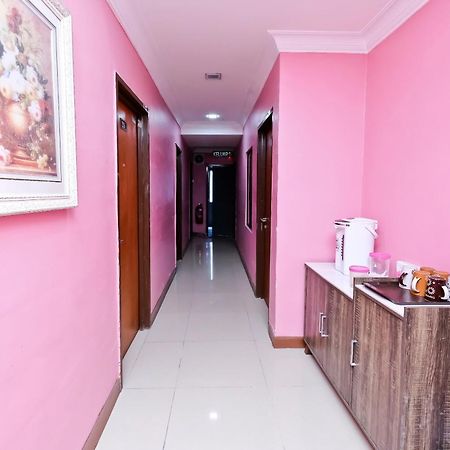 Oyo 714 Arina Hotel Bangi Exterior photo